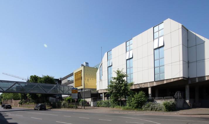 Erzb.Gymnasium Marienberg Batteriestrasse (c) Olaf Gruschka Erzb.Gymnasium Marienberg Batteriestrasse