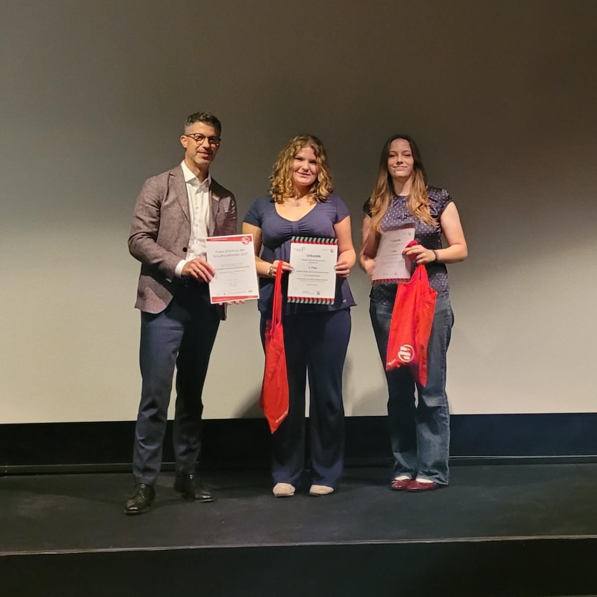 Great Success! Auszeichnung beim NRW Bilingual Erklärfilmwettbewerb 2026