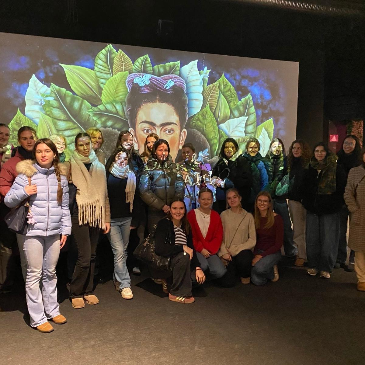 Besuch der Frida Kahlo Ausstellung