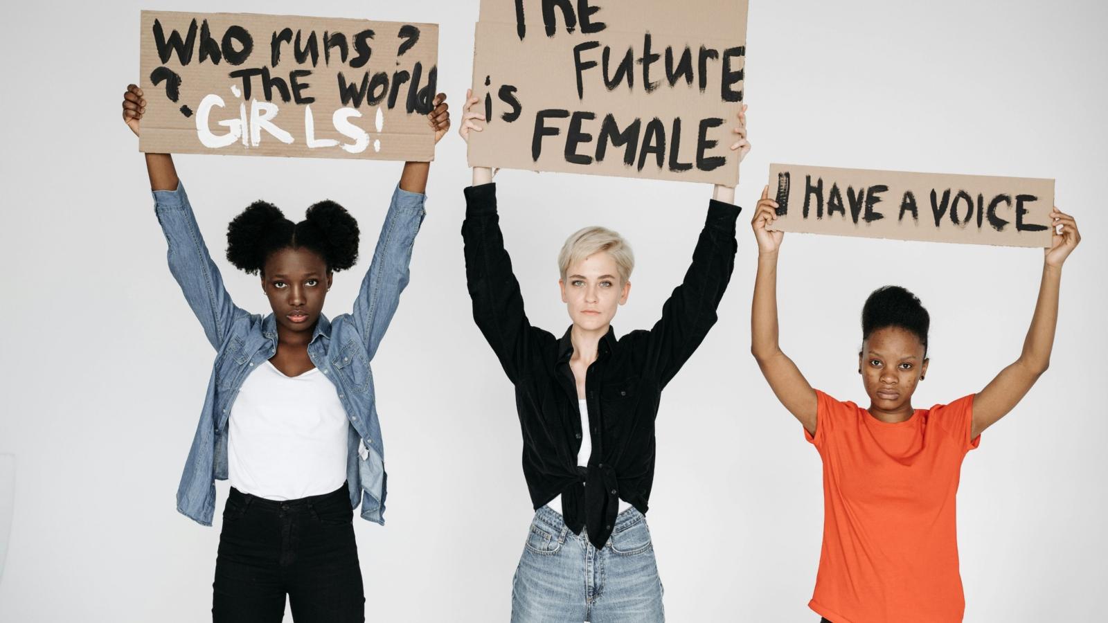 pexels-pavel-danilyuk-8553143