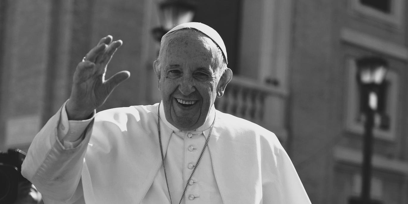 pope-5678517_1920-1
