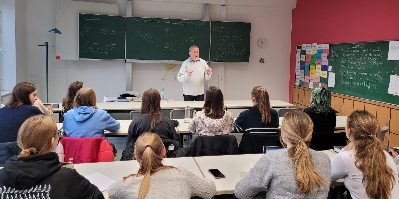 Lecture UK